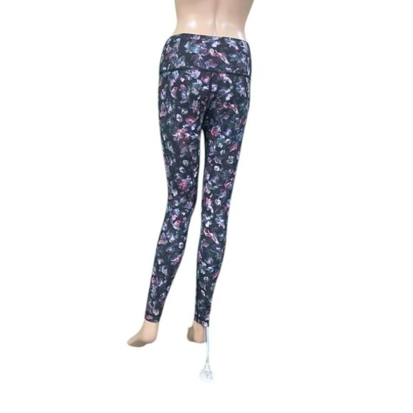 Lululemon Like New Wunder Under High-Rise Tight 28" - Size 6 - Floral - Picture 4 of 8